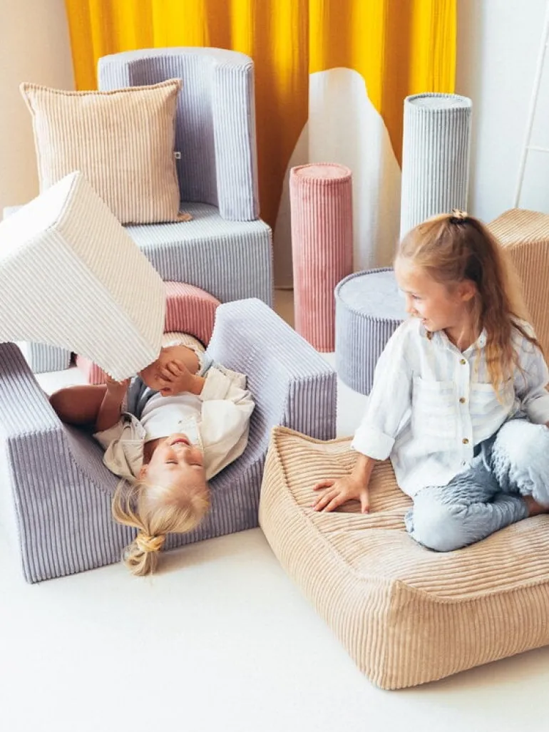 Wigiwama Square fotpall, brown sugar