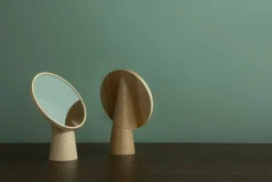 Wooden Kuvastin spegel, ek