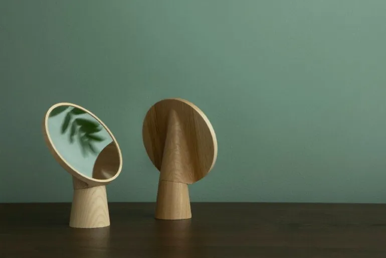 Wooden Kuvastin spegel, ek