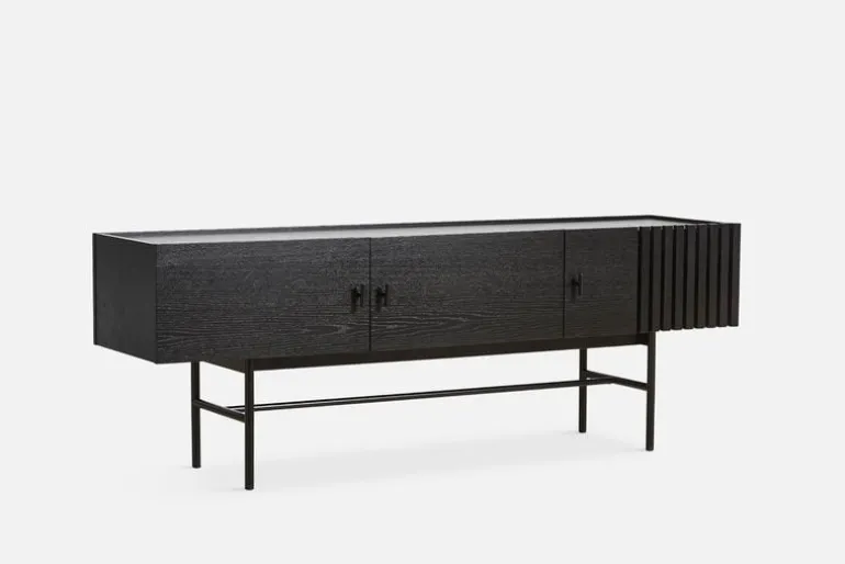 Woud Array lågt sideboard 150 cm, svart