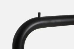 Woud O&O klädhängare, stor, svart