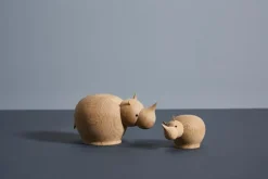 Woud Rina Rhinoceros figurin, medium
