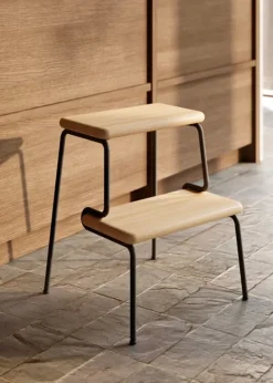 Woud Slalom stegpall, vitlackerad ek