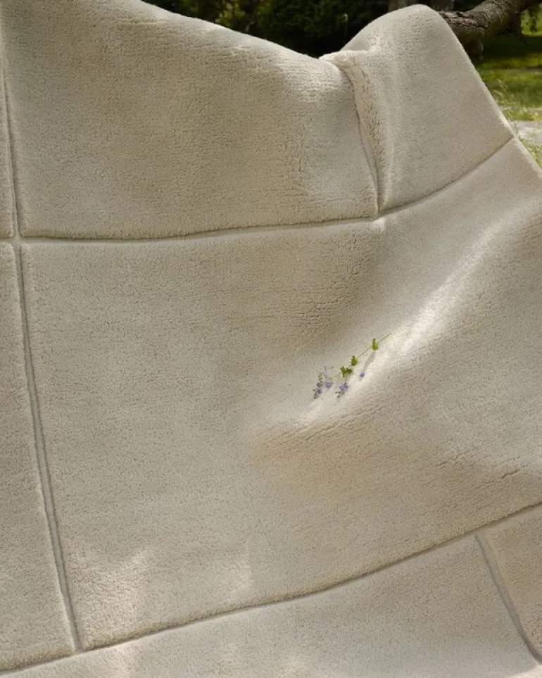 Woven Works Line 01 matta