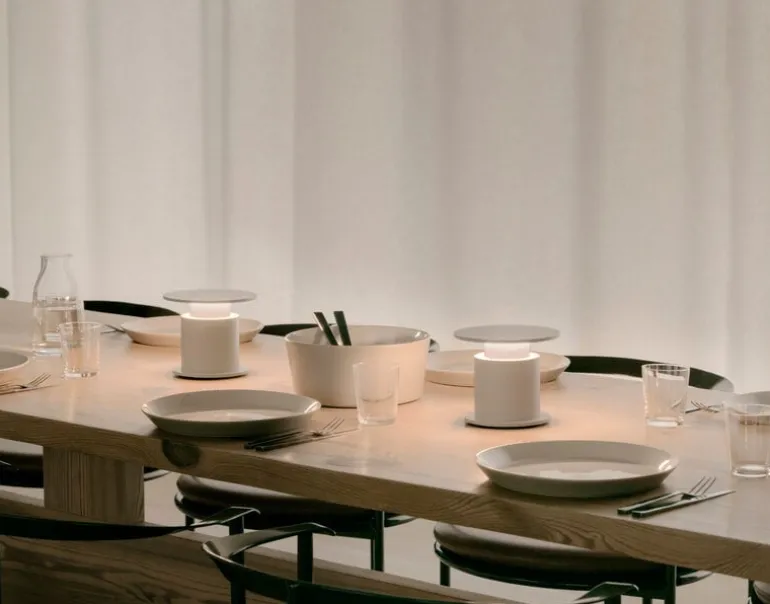 Wästberg w241 Faro bärbar lampa, gråvit