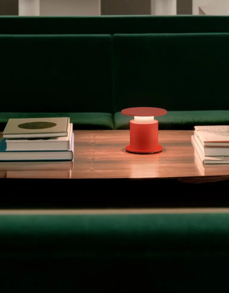 Wästberg w241 Faro bärbar lampa, pure red