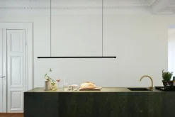 Wästberg w181 Linier hänglampa, 2700K, dimbar, svart