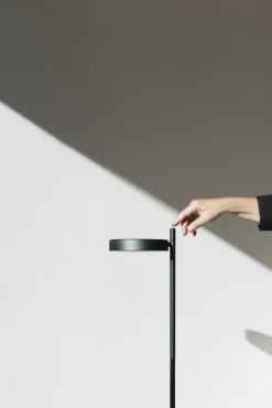 Wästberg w182 Pastille f2 golvlampa, oxidröd