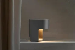 Wästberg w223 Pawson bordslampa, aluminium